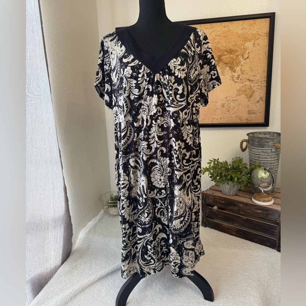 Sonoma v-neck paisley floral dress